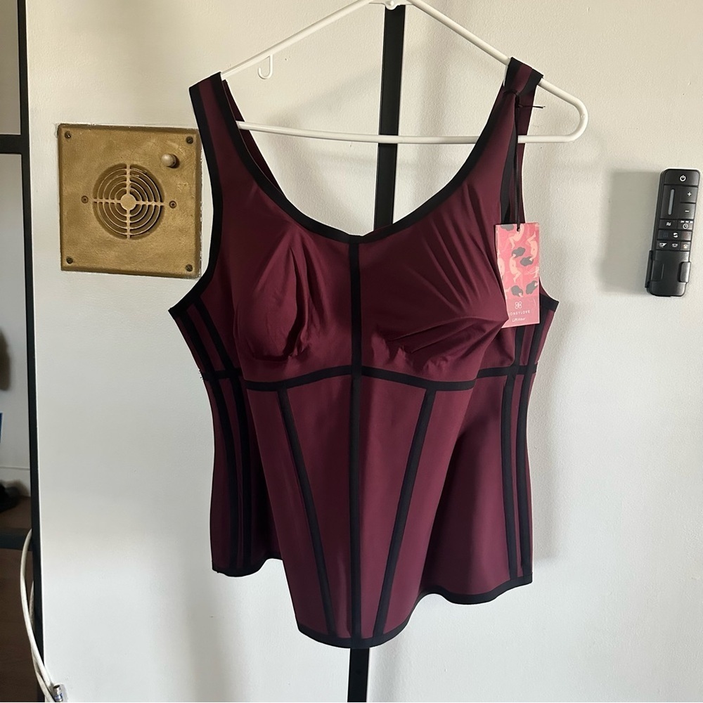 Honeylove Deep Red Liftwear Tank Top with Black Trim size 3X